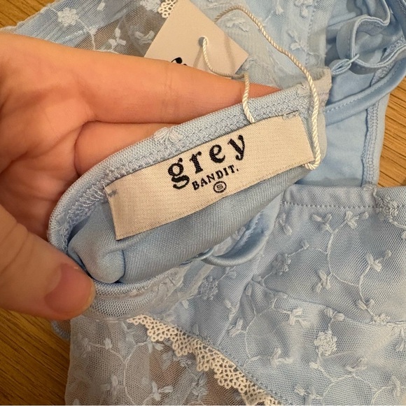 Grey Bandit Seasons Of Love Top Light Blue Size Small NWT - Picture 7 of 8